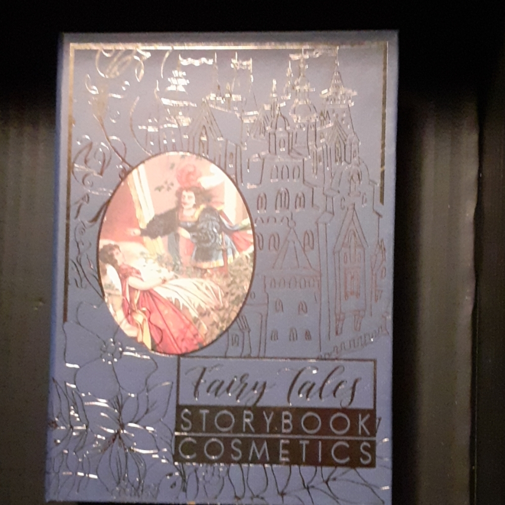 Brand new fairytale storybook cosmetics pallet
